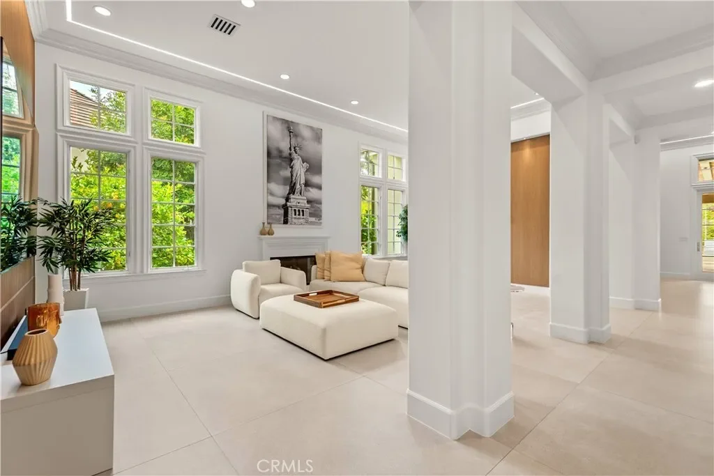 25410 PRADO DE LAS BELLOTAS, Hidden Hills, California, United States. - Hero Image