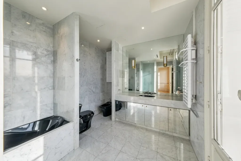 Gallery photo 3