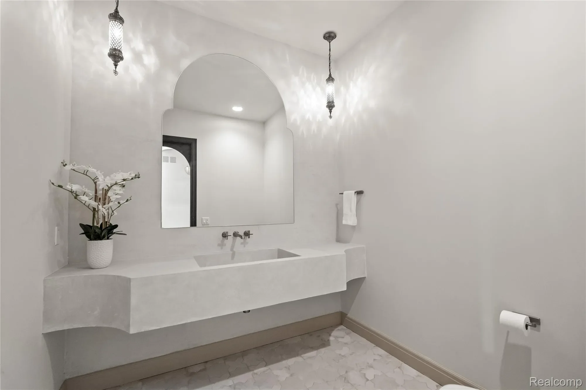 559 Barrington Park Drive, Bloomfield Hills, MI 48304, Bloomfield Hills, Michigan, United States. - Photo 20
