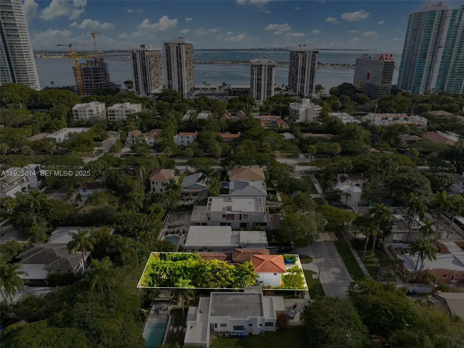 45 SW 19th Rd, Miami, FL 33129, Miami, Florida, United States. - Photo 27