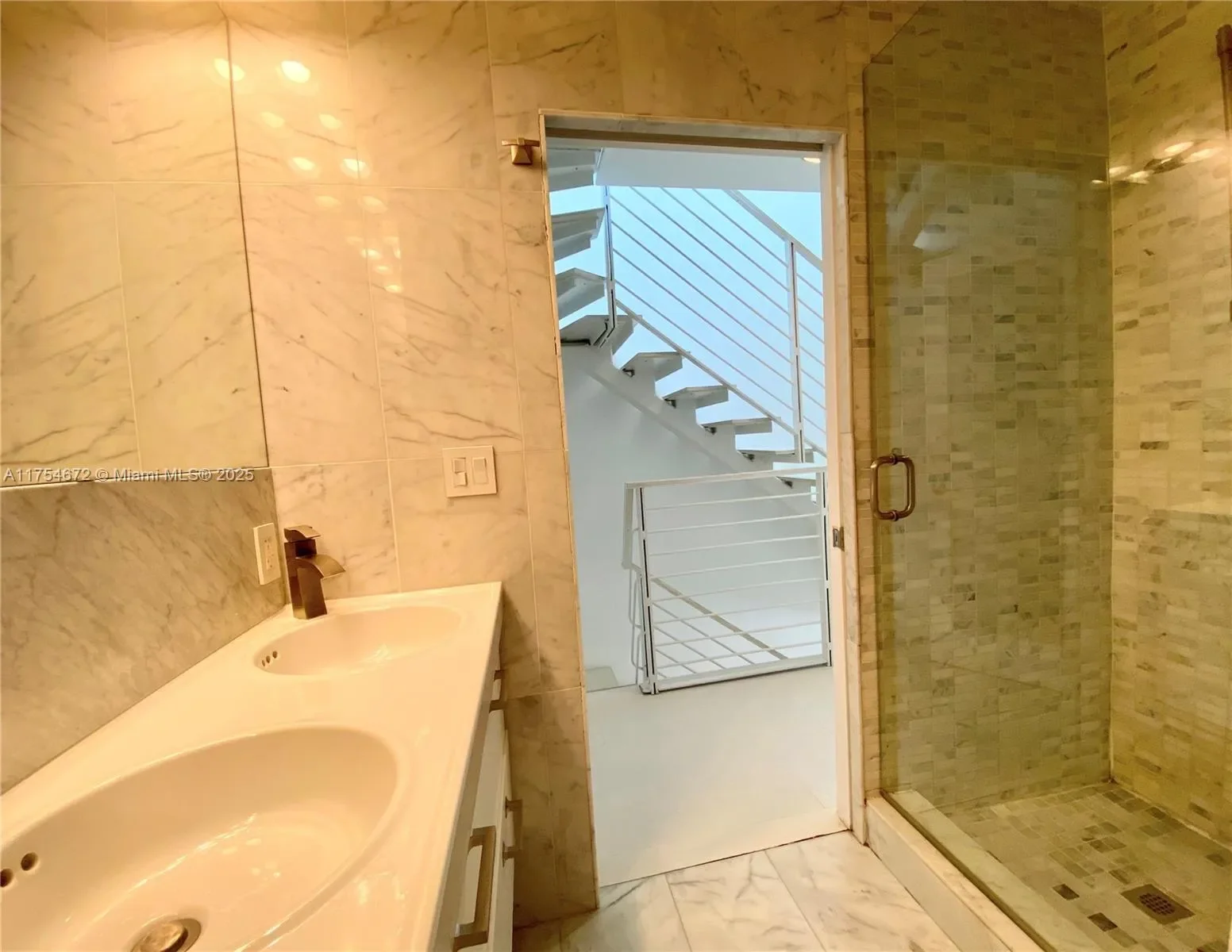 Gallery photo 6