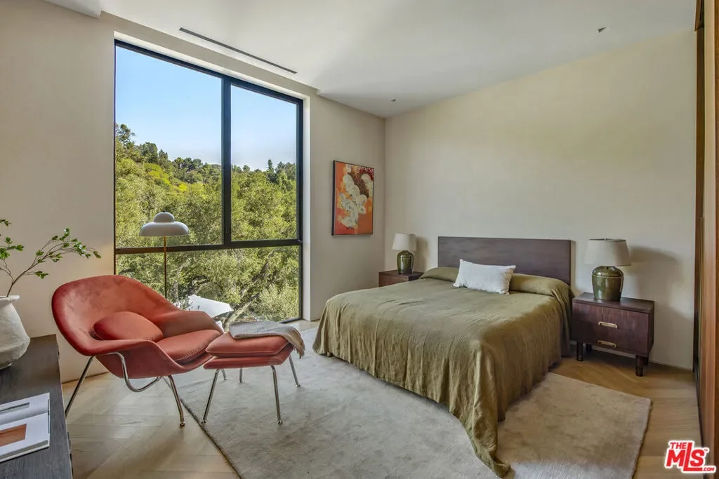 2535 Hutton Drive, Beverly Hills, California, United States. - Photo 36