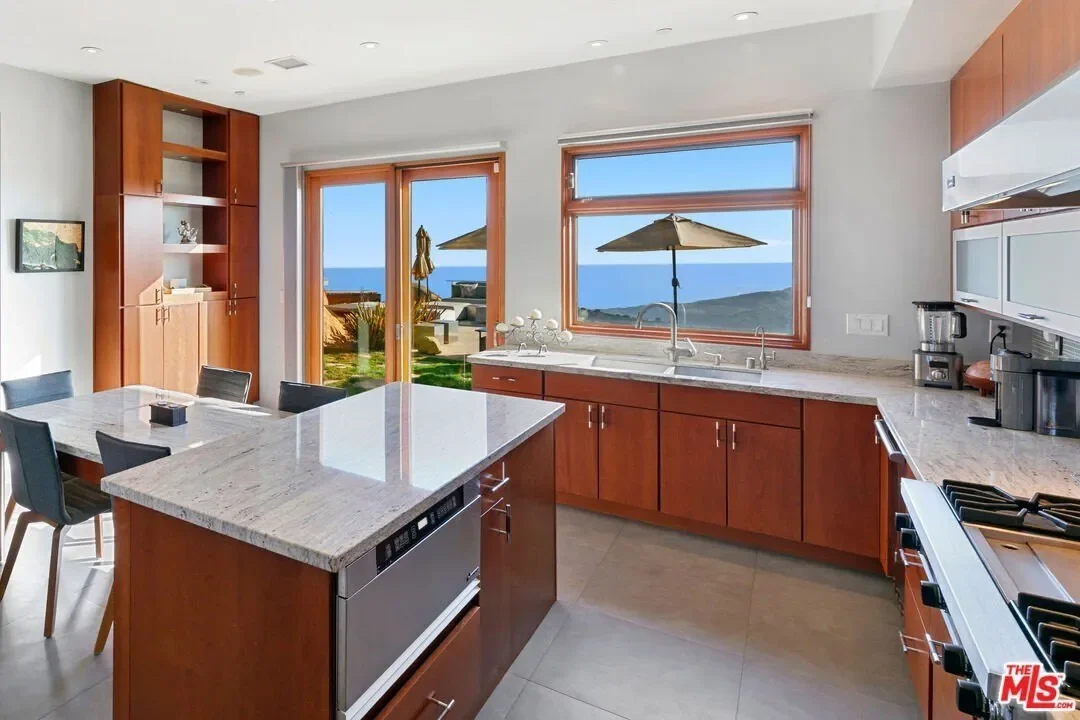 301 Loma Metisse Rd, Malibu, CA, 90265, USA, Malibu, California, United States. - Photo 13