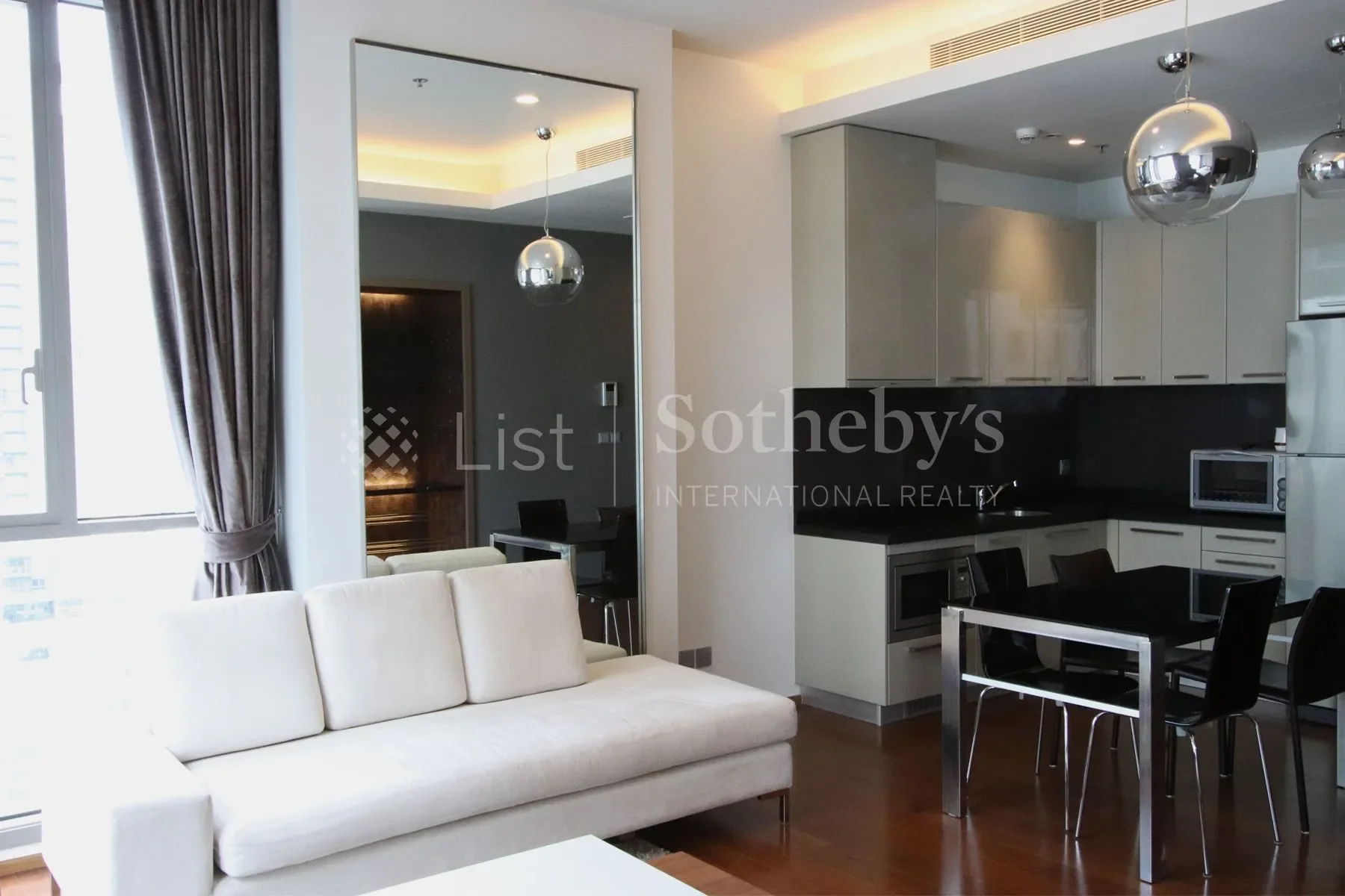 Gallery photo 3