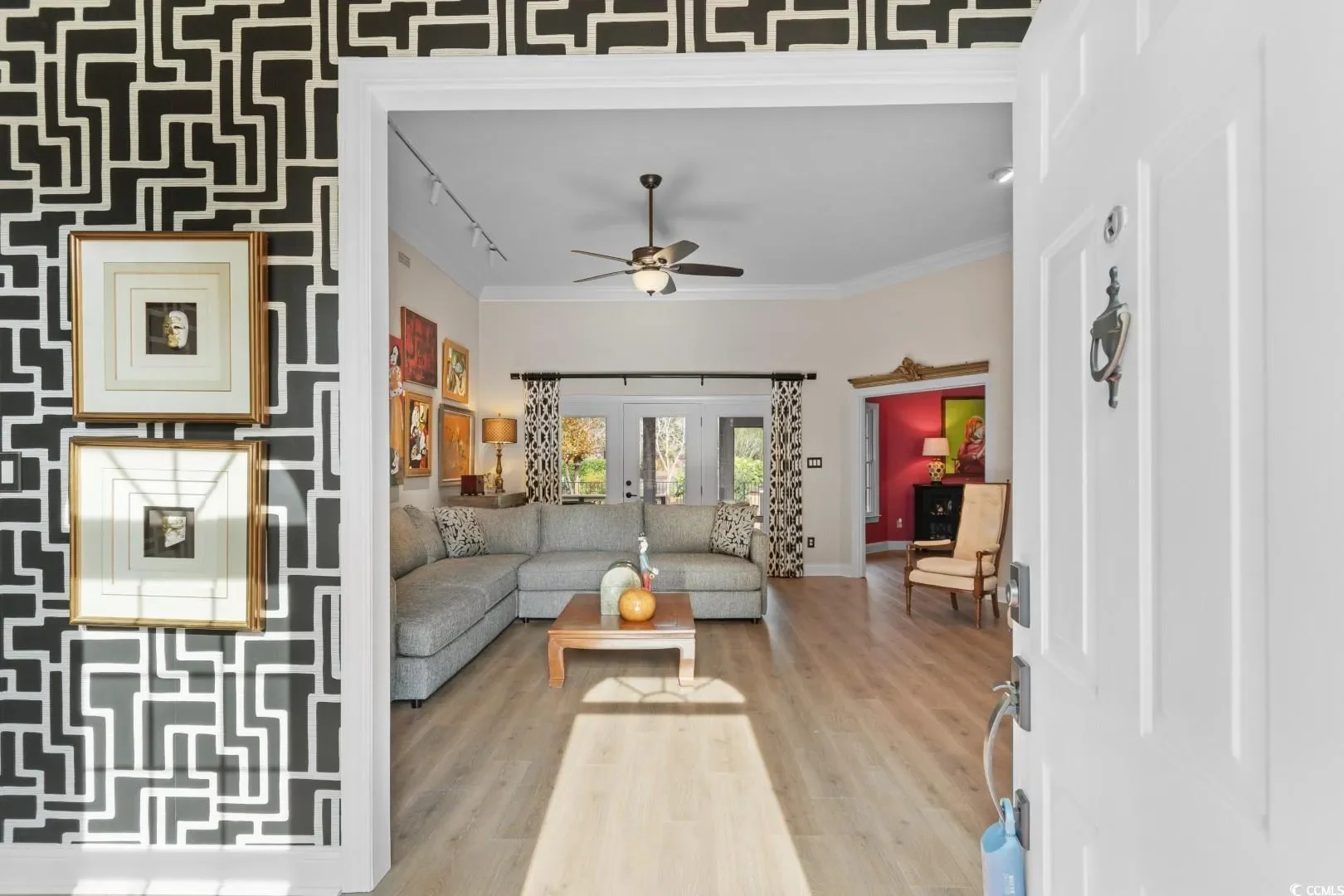 Gallery photo 7