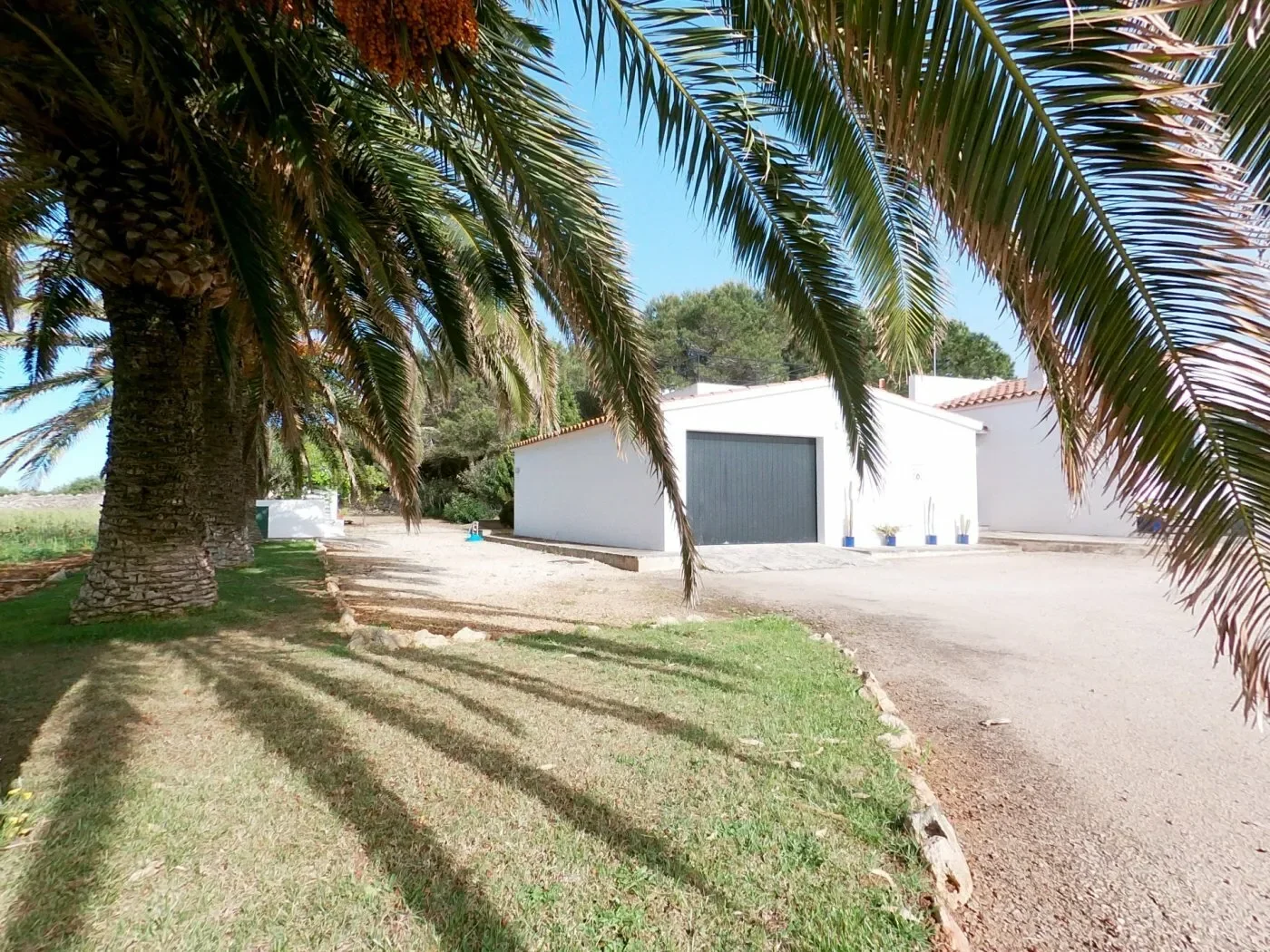 Exterior photo 10