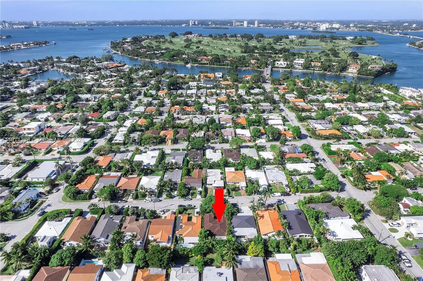 9049 Dickens Ave, Bal Harbour, Florida, United States. - Photo 30