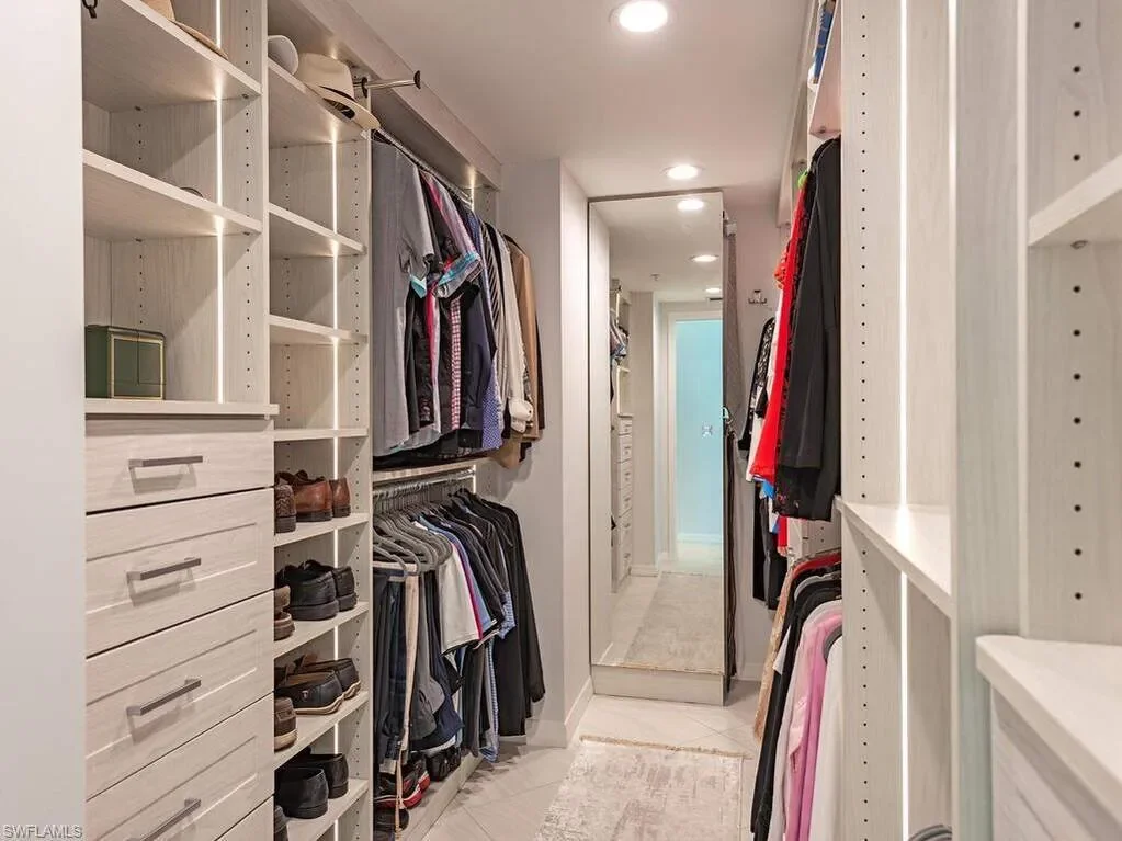 7515 Pelican Bay BLVD, #9C, Naples, FL, 34108, USA, Naples, Florida, United States. - Photo 26