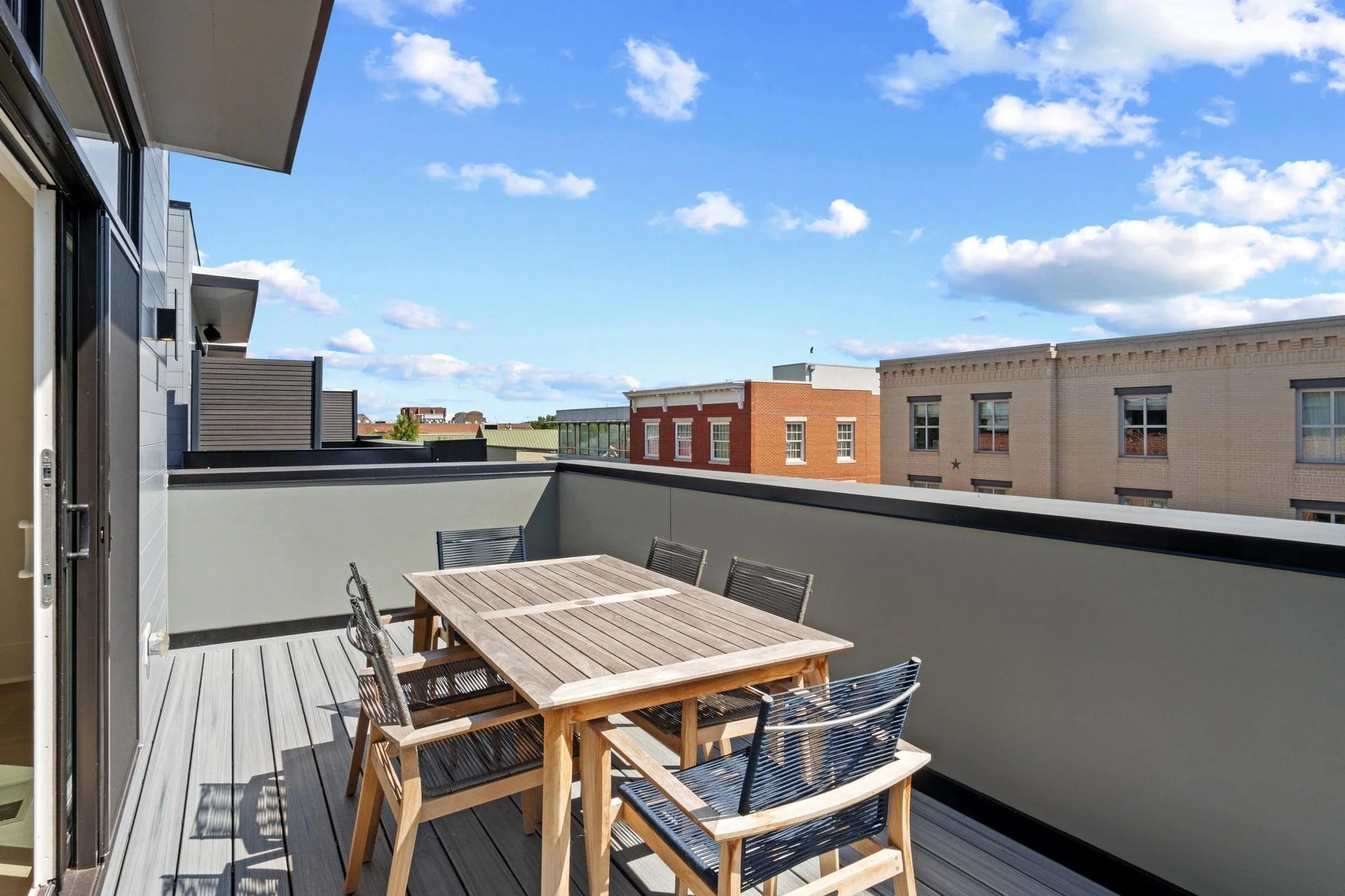 223 S Union Street , Alexandria, VA 22314, Alexandria, Virginia, United States. - Photo 12