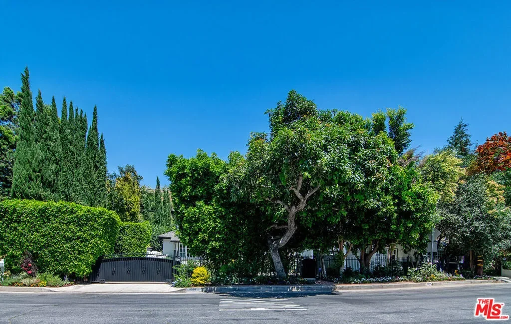 4054 STONE CANYON Avenue, Los Angeles, California, United States. - Photo 43
