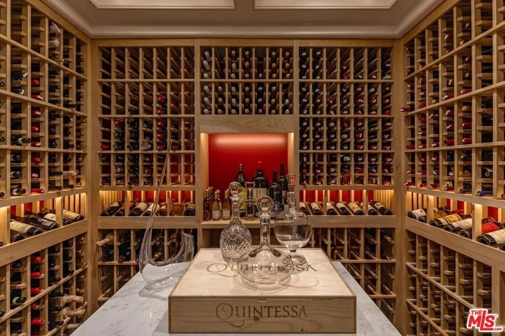 5076 Island Forest Place, Thousand Oaks, California, United States. - Photo 17