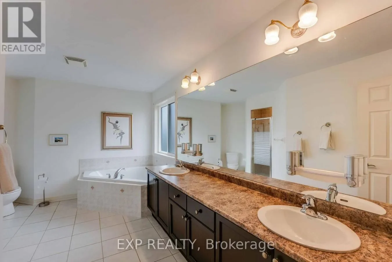 28 LORETTA DRIVE, Niagara-on-the-Lake, Ontario, Canada. - Photo 24