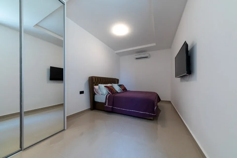 Gallery photo 9