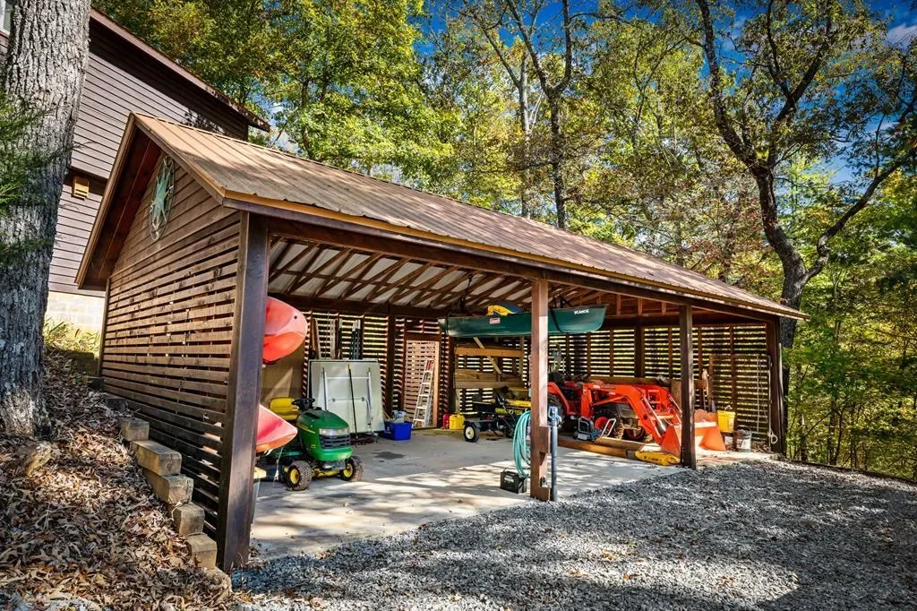 212 Dogpatch Lane, Blue Ridge, Georgia, United States. - Photo 59