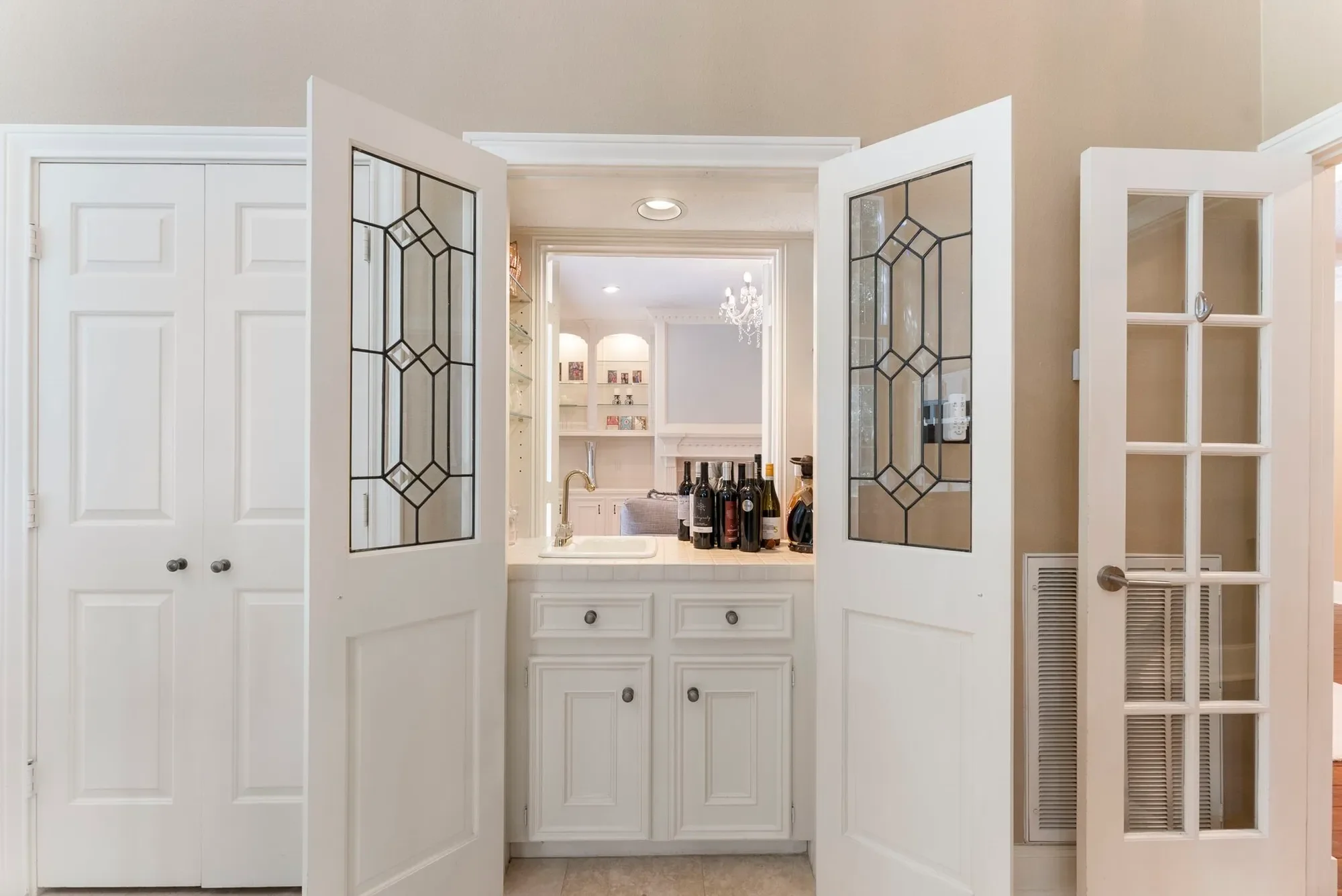 27 Misty Grove Circle, The Woodlands, TX 77380, The Woodlands, Texas, United States. - Photo 9