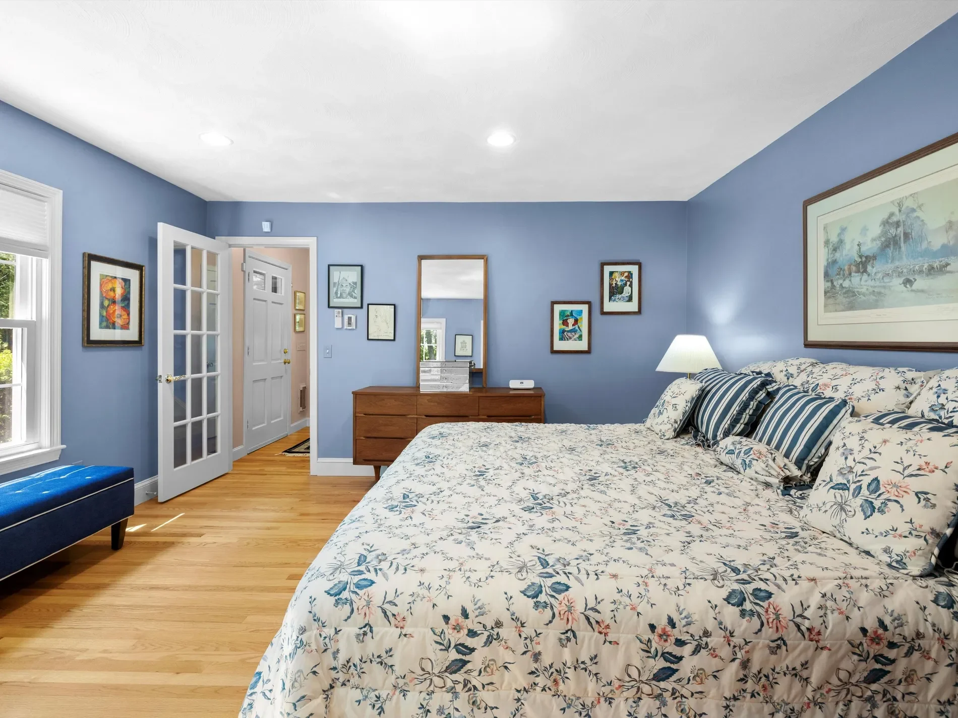 Gallery photo 11