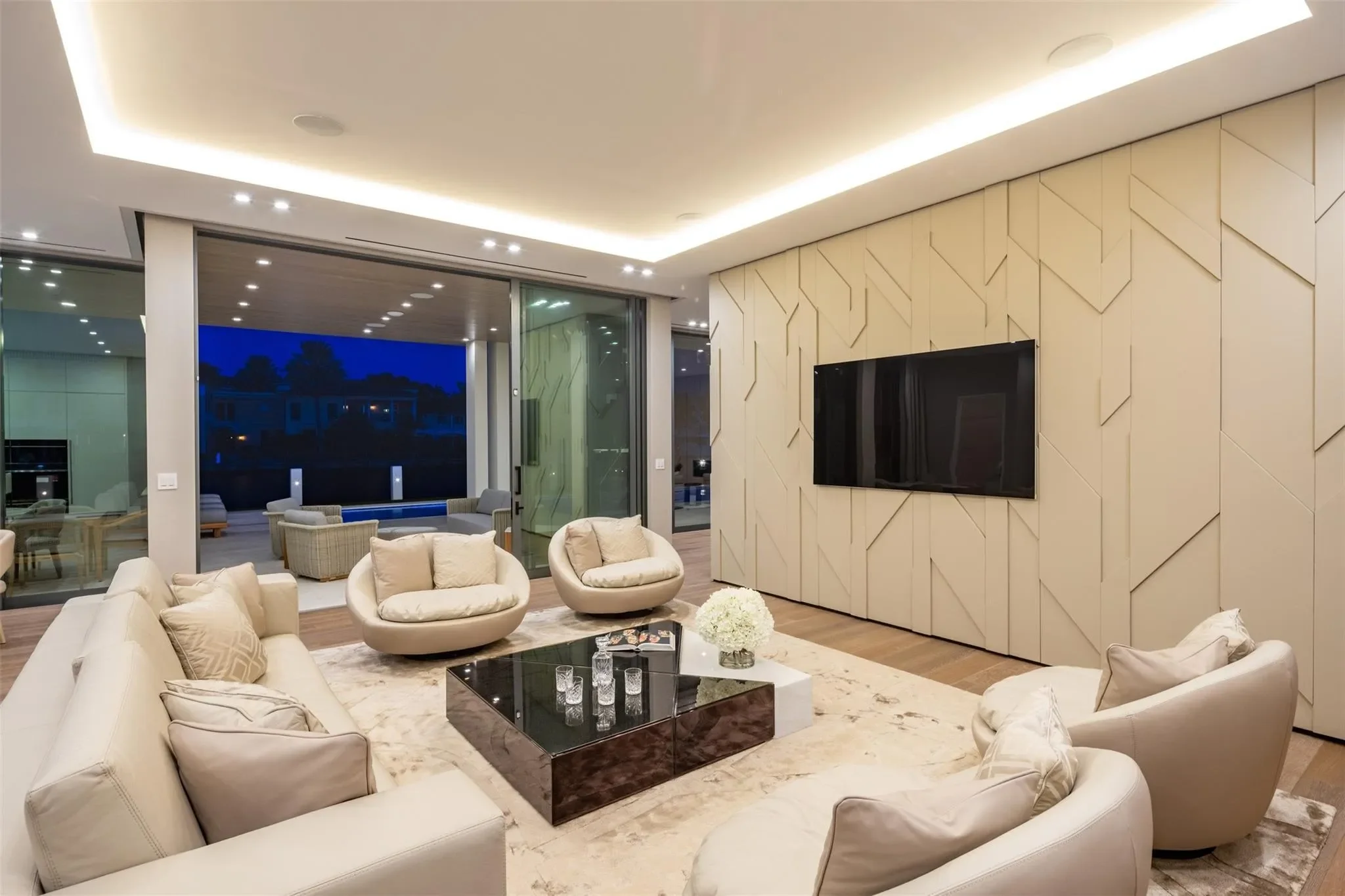 68 Isla Bahia Drive, Fort Lauderdale, Florida, United States. - Photo 11