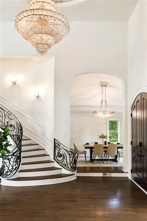 Gallery photo 2