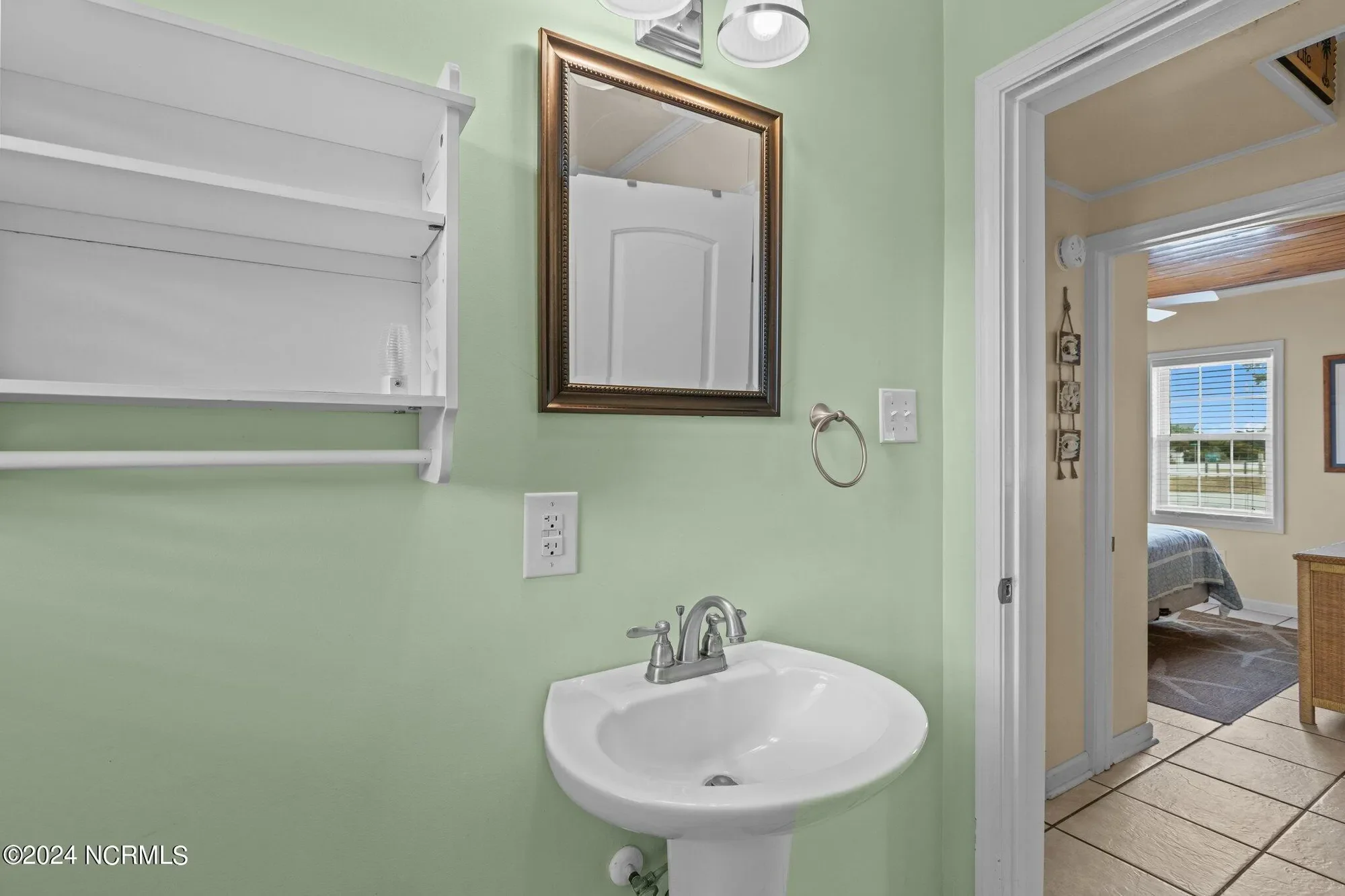 103 24th Street, Emerald Isle, North Carolina, United States. - Photo 9