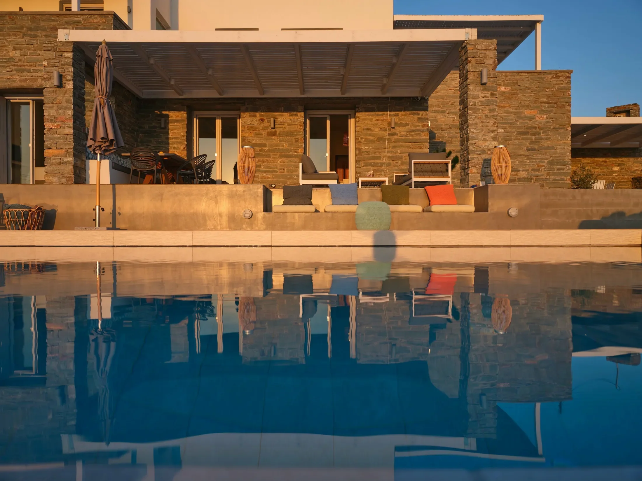 Exterior photo 12