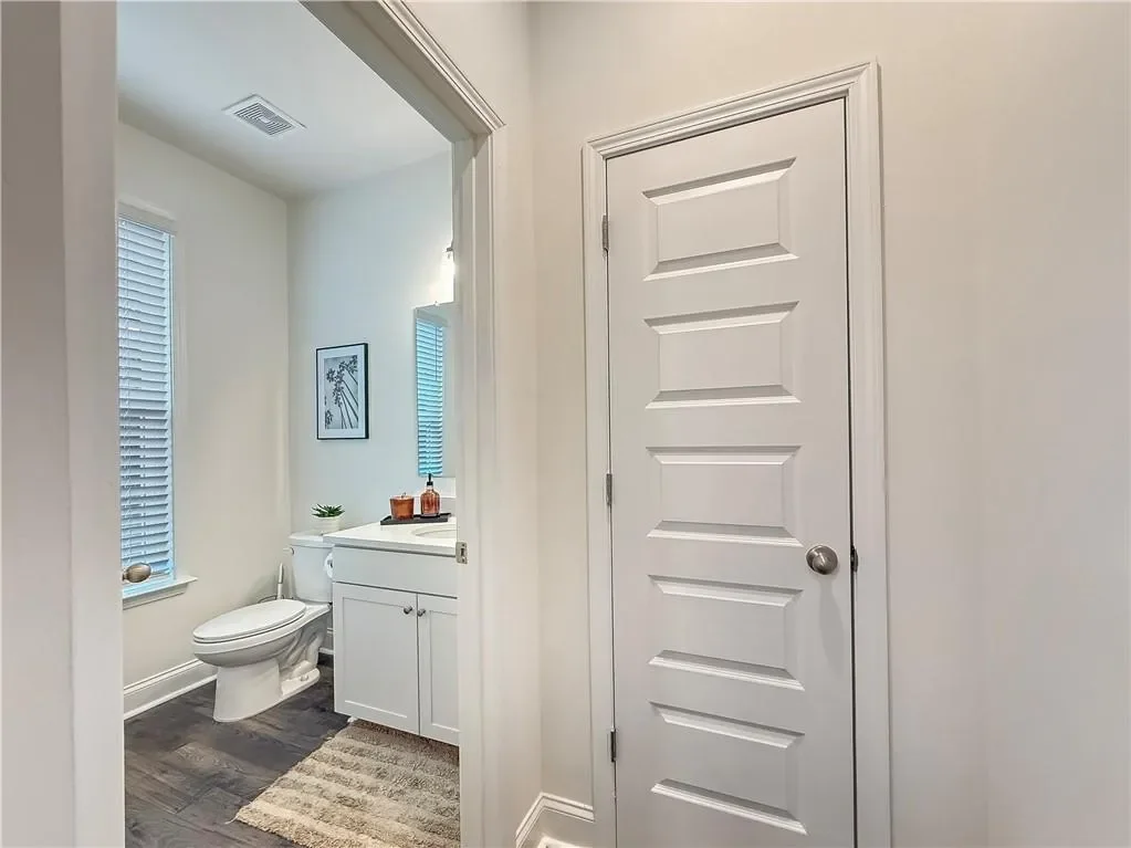 1160 Kendron Lane 16, Atlanta, Georgia, United States. - Photo 5