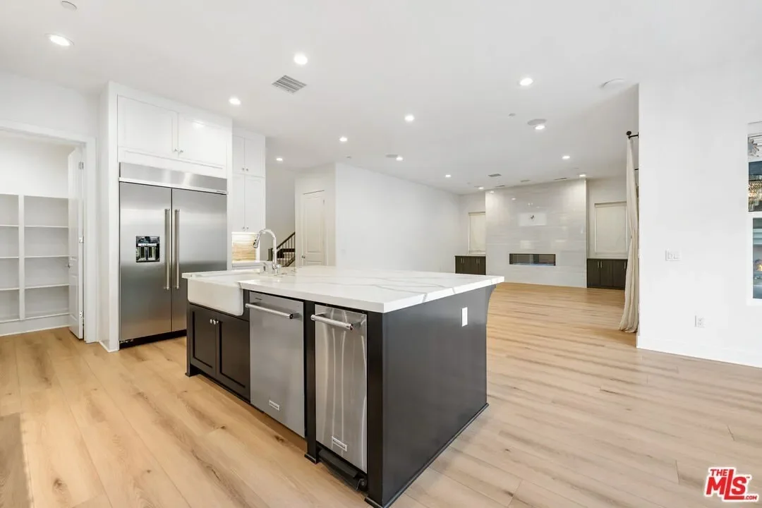 20741 W Deer Grass Ct, Porter Ranch, CA, 91326, USA, Los Angeles, California, United States. - Photo 21