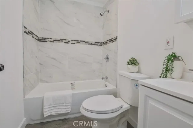 1335 W 68th, Los Angeles, CA 90044, Los Angeles, California, United States. - Photo 23