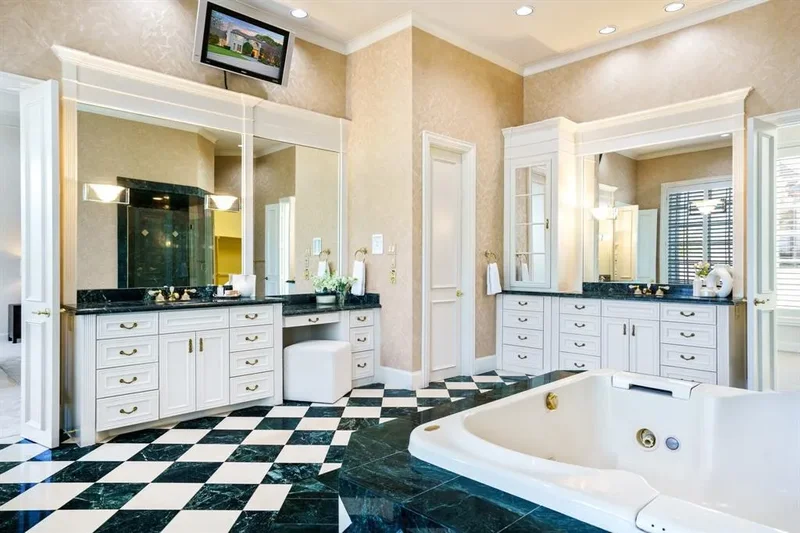 14809 Hampton Court, Addison, Texas, United States. - Photo 23