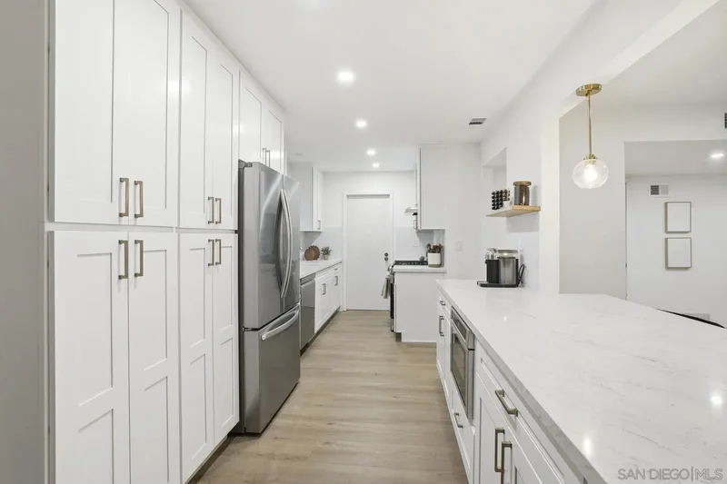 7427 Margerum Ave, San Diego, California, United States. - Photo 11