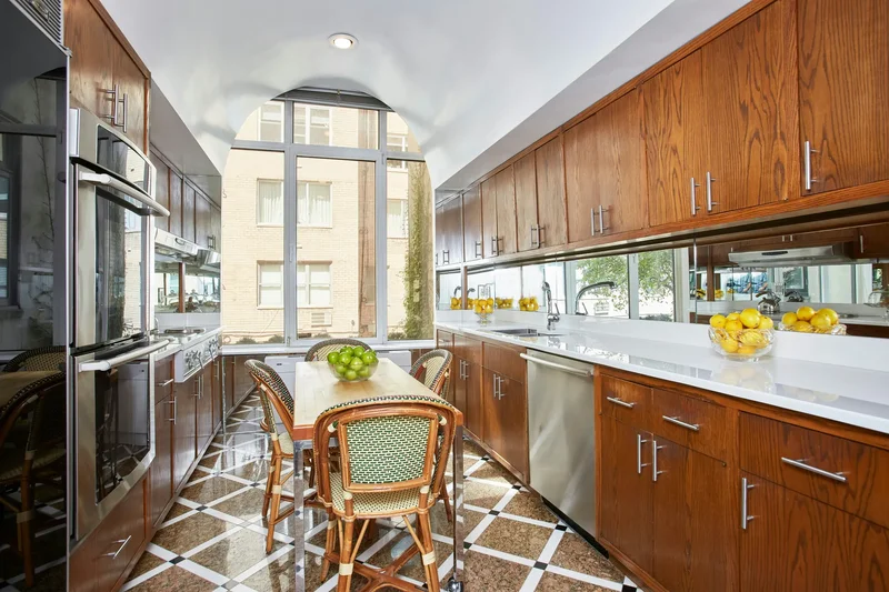 EAST 82ND STREET, New York, New York, United States. - Photo 3