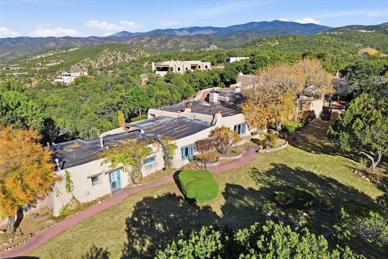 185 Brownell Howland Road , Santa Fe, NM 87501, Santa Fe, New Mexico, United States. - Photo 57