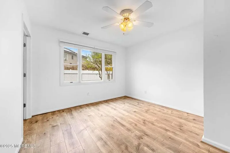 147 Spruce Cir N, Barnegat, NJ 08005, Barnegat Township, New Jersey, United States. - Photo 27