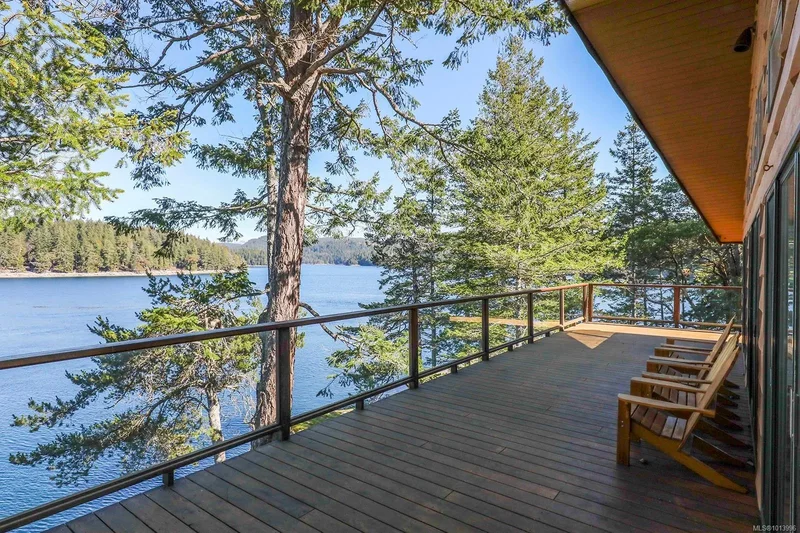 A magnificent waterfront estate on 14 acres on Cortes Island