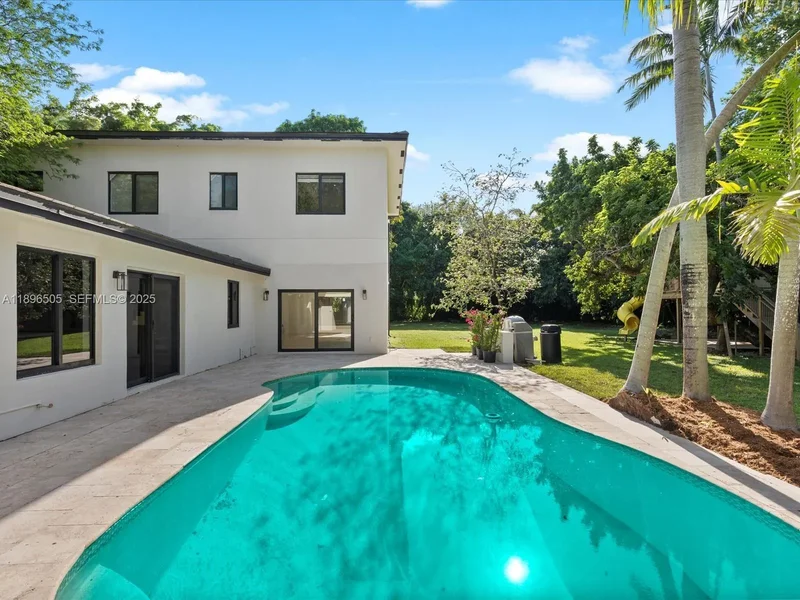 8501 SW 68th St Rd, Miami, Florida, United States. - Photo 5