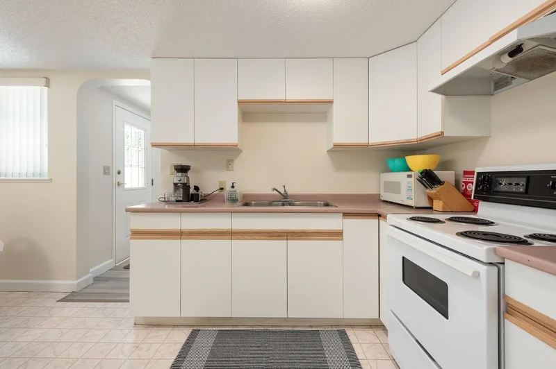 912 Fifth Street, New Westminster, BC V3L 2Y4, New Westminster, British Columbia, Canada. - Photo 15