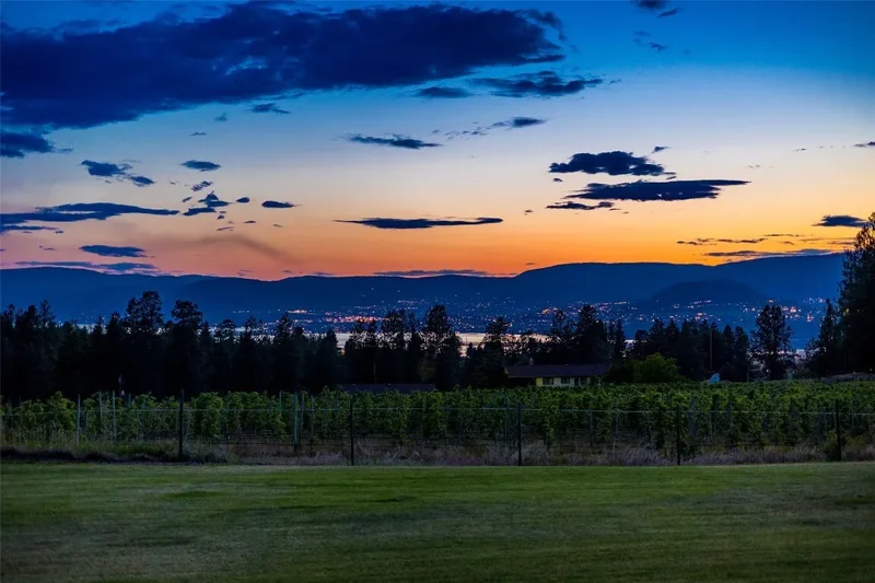 2375 Grantham Road, Kelowna, BC, V1W4B7, CANADA, Kelowna, British Columbia, Canada. - Photo 99