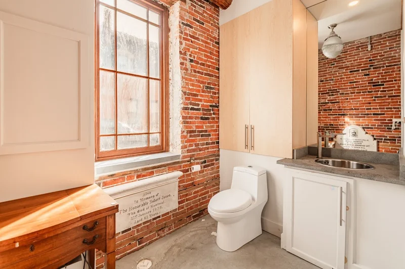 148 Rue Jacques-Cartier N., Saint-Jean-sur-Richelieu, Quebec, Canada. - Photo 5