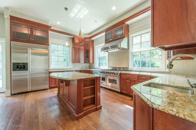 140 Rumson Rd, Rumson, NJ 07760, Rumson, New Jersey, United States. - Photo 2