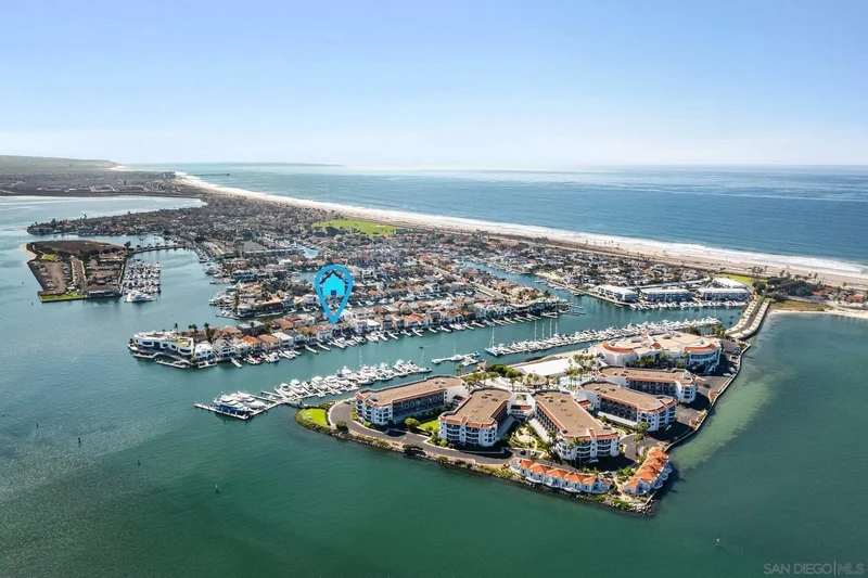 25 The Point, Coronado, California, United States. - Photo 57