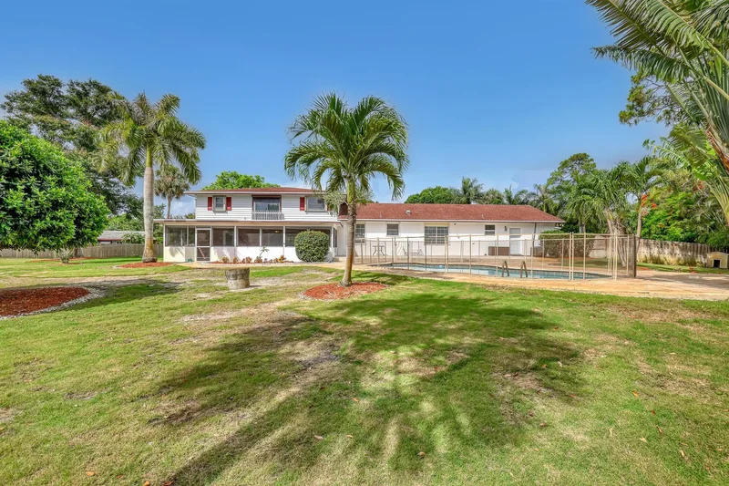 852 Palo Verde Court, Haverhill, FL 33415, West Palm Beach, Florida, United States. - Photo 56