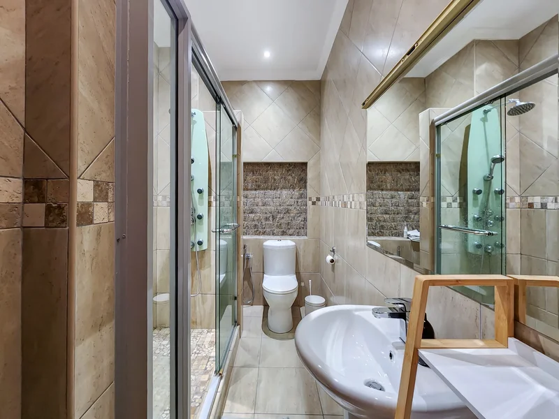 125 Milner Road Rondebosch , Cape Town, WC, Cape Town, Western Cape, South Africa. - Photo 22