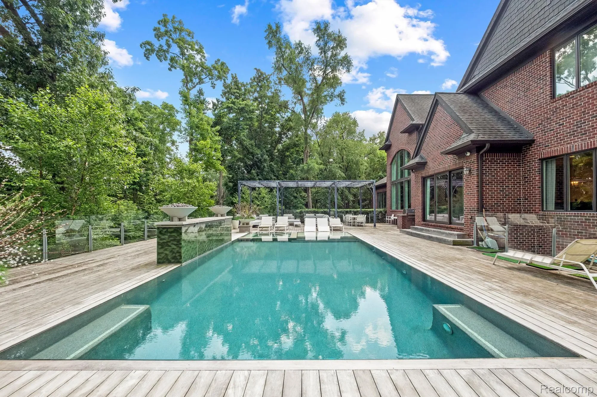 32890 Whatley Road, Franklin Village, MI 48025, Beverly Hills, Michigan, United States. - Photo 9