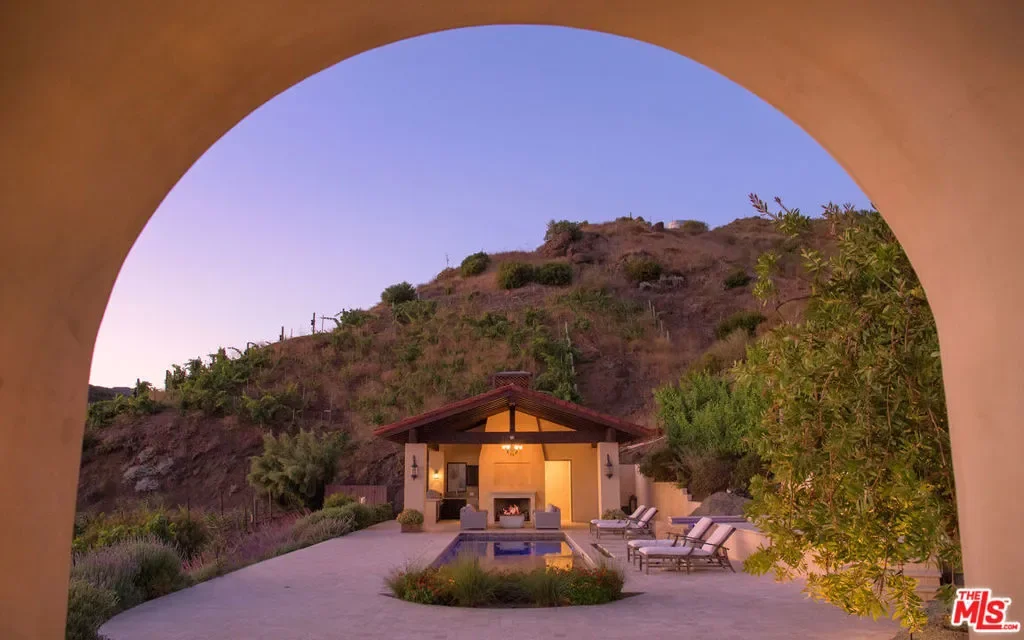 33330 Hassted Drive, Malibu, California, United States. - Photo 34