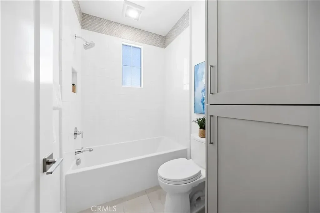 106 Albero, Irvine, California, United States. - Photo 37