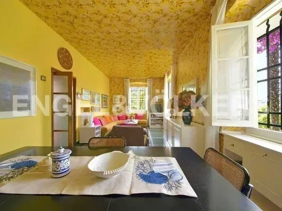 Gallery photo 2
