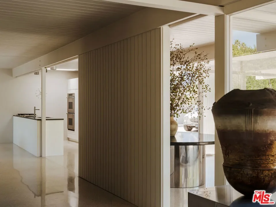 1272 E Verbena Drive, Palm Springs, California, United States. - Photo 23