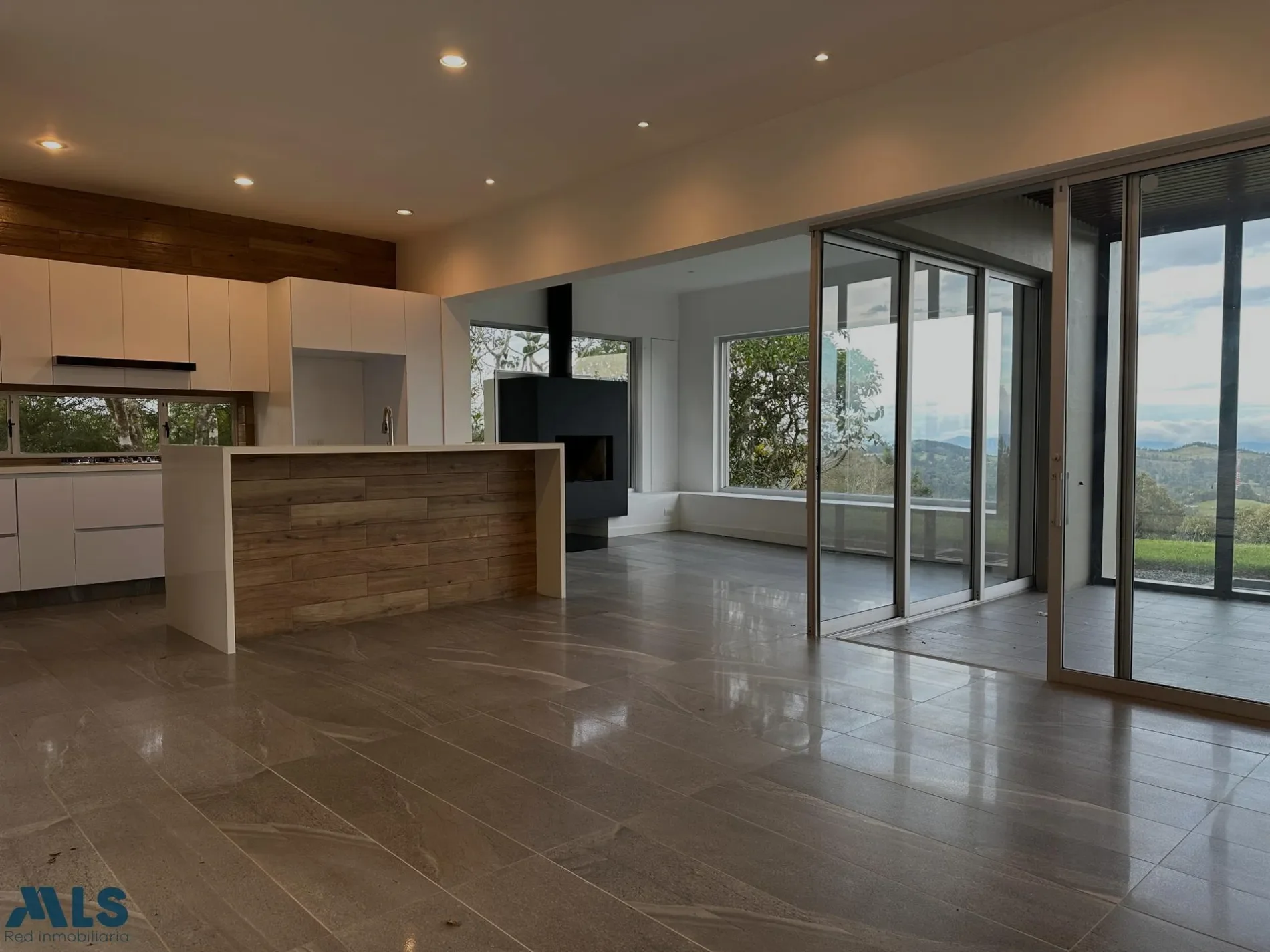 Gallery photo 1