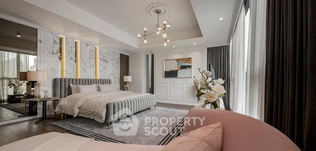 3-BR Condo at Muniq Sukhumvit 23, Bangkok (ID939220)