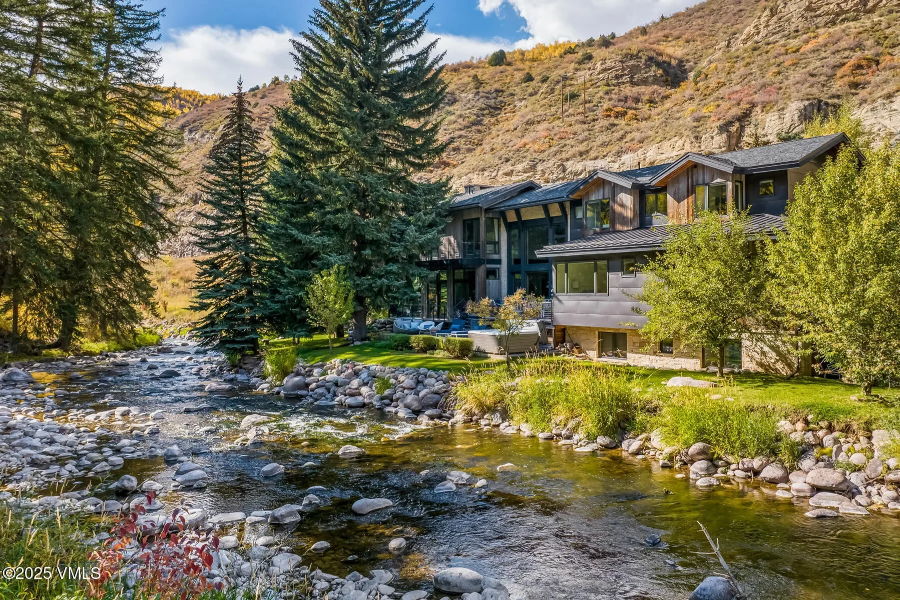 2764 S Frontage Road, Vail, Colorado, United States. - Photo 53
