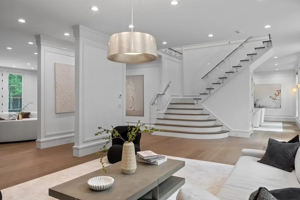 138 Woodland Road, Brookline, Massachusetts, United States. - Photo 17